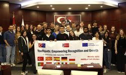 Türk ve yabancı öğrenciler buluştu