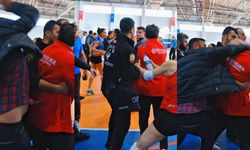 Gaziantep voleybol takımına maç sonu çirkin saldırı