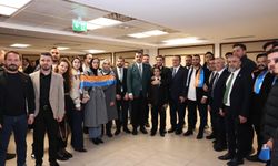 AK Parti işi sıkı tutacak