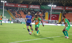 Samsunspor-Alanyaspor Maçı Canlı İzle: Taraftarium24, beIN Sports Şifresiz Yayın ve Maç Bilgileri