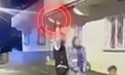 Çocuğun yanında havaya ateş etti