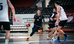 Hedef devreyi lider kapatmak