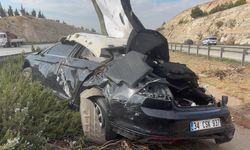 Kontrolden çıkıp, refüje uçtu