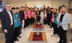 Şampiyonlardan Şahin’e ziyaret