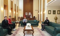 Şampiyondan Vali Çeber'e ziyaret
