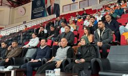 Vali Çeber yalnız bırakmadı