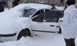 Aracında öldürmüşler