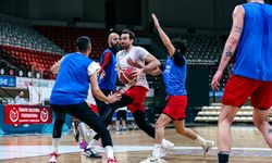 Basketbolcular İzmir yolcusu