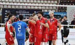 Efeler'in rakibi İstanbul!