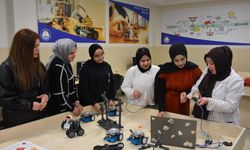 Gaziantep’te anne kız geleceği kodluyor