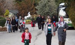 Hayvanat Bahçesi doldu taştı