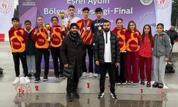 Madalyalarla ile döndüler