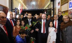 Miting havasında devir teslim