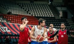 Basketbolcular boş durmuyor