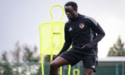 Camara cezasını tamamladı