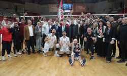 Efeler nefes aldı 3-0