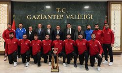 Şampiyon’dan Vali Çeber’e ziyaret