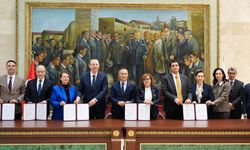 Topçuoğlu ailesine engelsiz merkezi alkışı