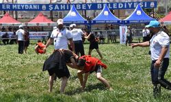 Aba güreşleri nefes kesti