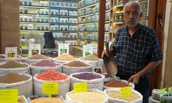 Dede mesleğini yaşatıyor