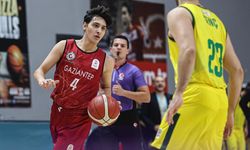 Emir Arda Göztepe’ye gitti