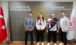Gizem dünya ikincisi