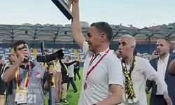 Mustafa Özer şampiyonluğa abone