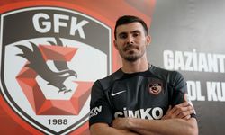 Nita futbolu bıraktı