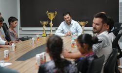 Şampiyonlardan İl Müdürü Şahin’e ziyaret