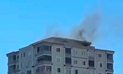 Akkent’te korkutan çatı yangını