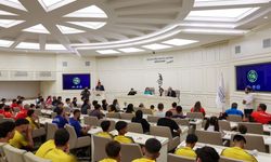 Şahin dereceye girenleri ağırladı