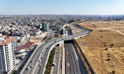 Büyükşehir asfaltta durmak bilmiyor