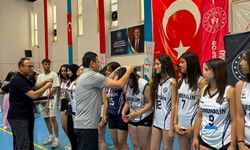 Derece yapan takımlara ödül