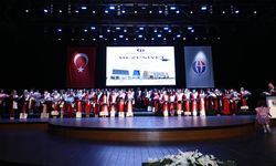 Diş hekimliği yeni mezunlarını uğurladı