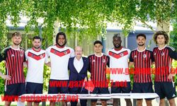 YENİ FORMA YENİ YÜZLER