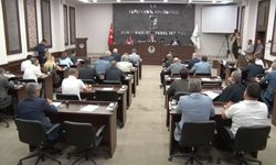 Eski CHP’li üyeden Açar için önerge