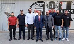 Ersin Tatar’dan Beşiktaşlılar Derneği’ne ziyaret