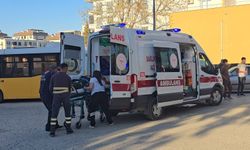 Ticari araç ve motosiklet çarpıştı