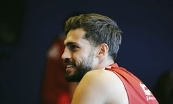 Arda kendinden emin