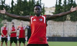 Camara transferi askıya aldı