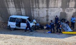 Nurdağı’nda araç köprüden uçtu: 2 ölü
