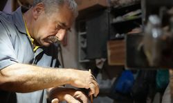 Mesleği için çalışan usta