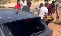 Otomobiller kafa kafaya çarpıştı