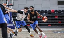 Basketbolcular boş durmuyor
