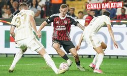 KARŞILAŞMA 0-0 DEVAM EDİYOR