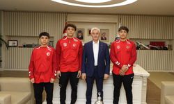 Güreşçileri Balkan Şampiyonasına gidiyor
