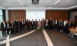 Gaziantep halısı Paris'te görücüye çıktı