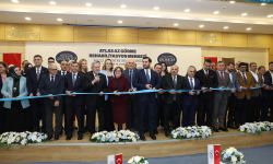Hayata dokunan merkez