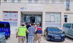 Hırsızlık suçunundan aranıyordu