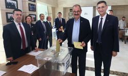 Sanayi Odası’nda sıra yönetimde